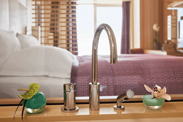 Hapag Lloyd MS Europa Ocean Suite 0.png